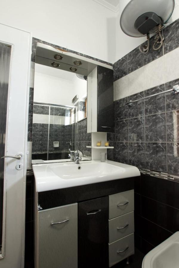 Emblematic House Apartment 2 Гірокастра Екстер'єр фото