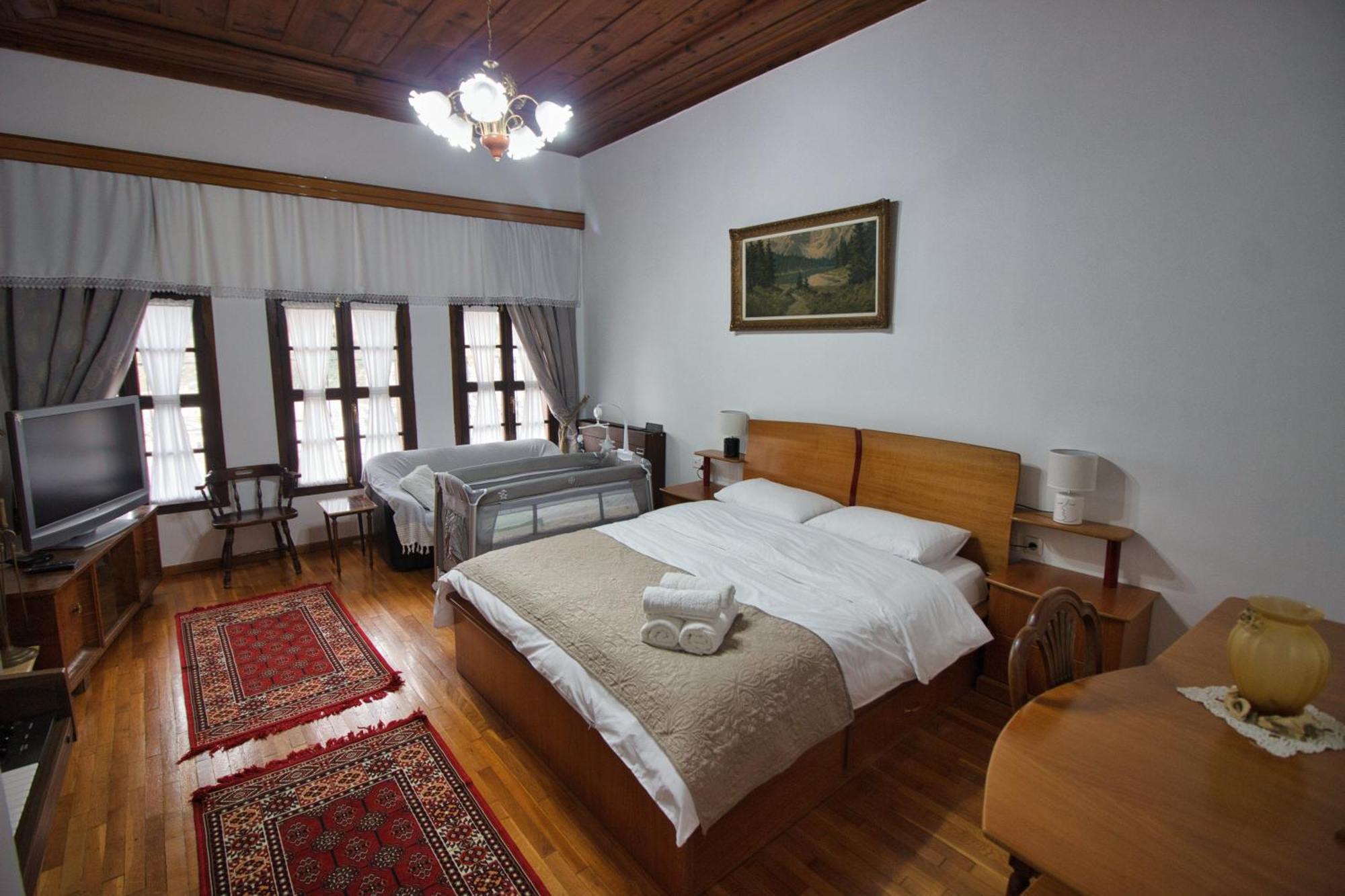 Emblematic House Apartment 2 Гірокастра Екстер'єр фото
