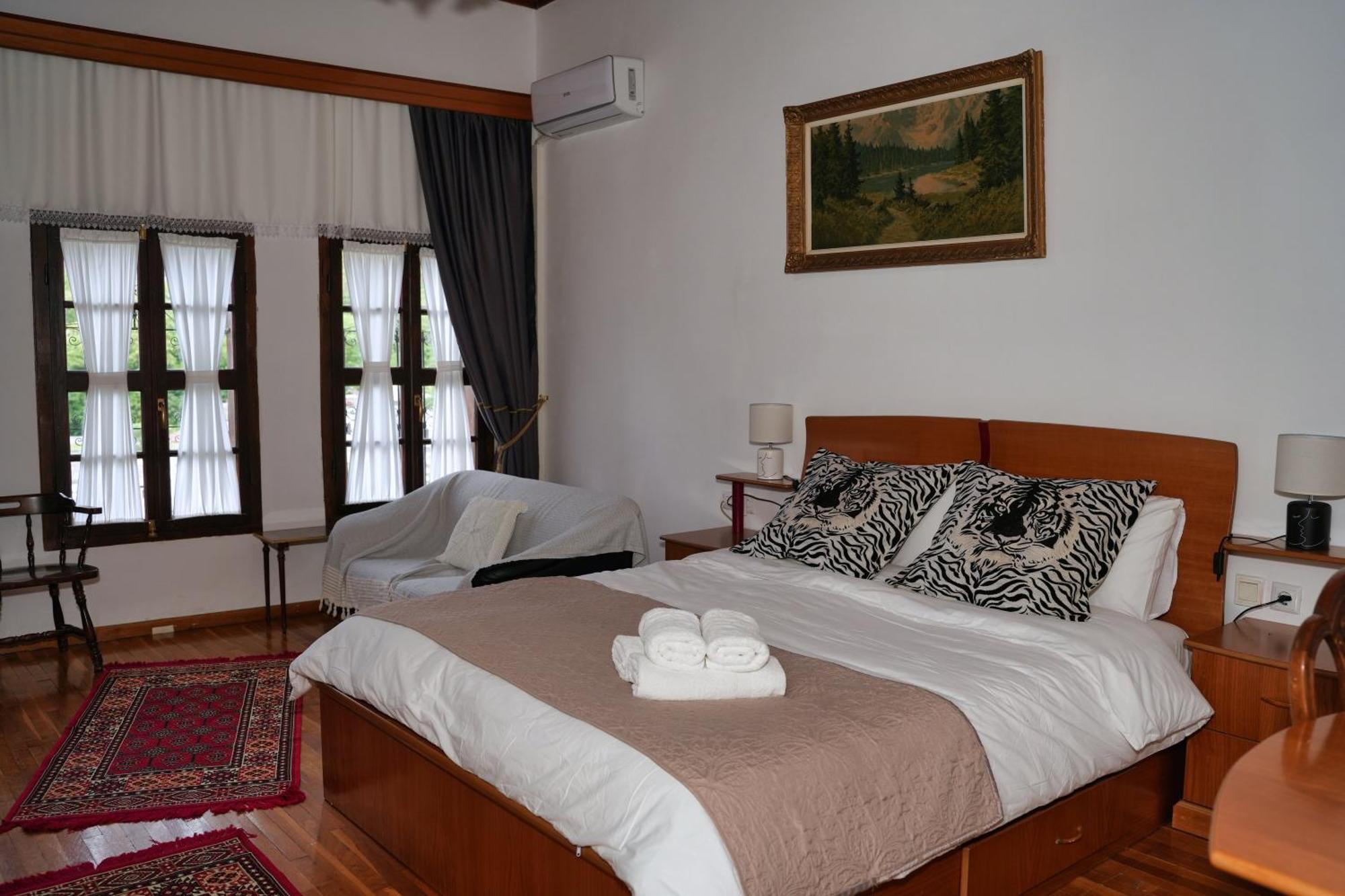Emblematic House Apartment 2 Гірокастра Екстер'єр фото