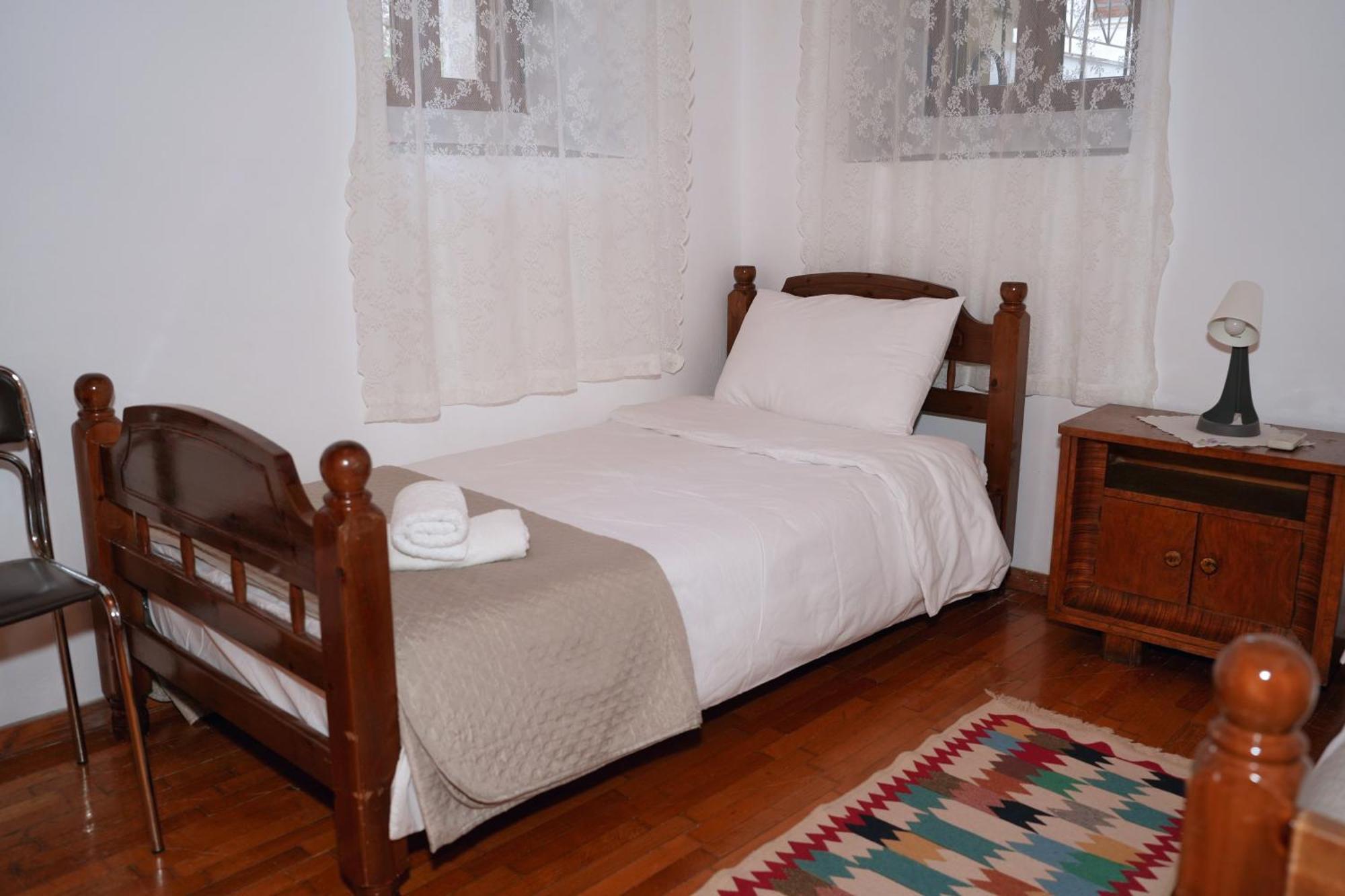 Emblematic House Apartment 2 Гірокастра Екстер'єр фото