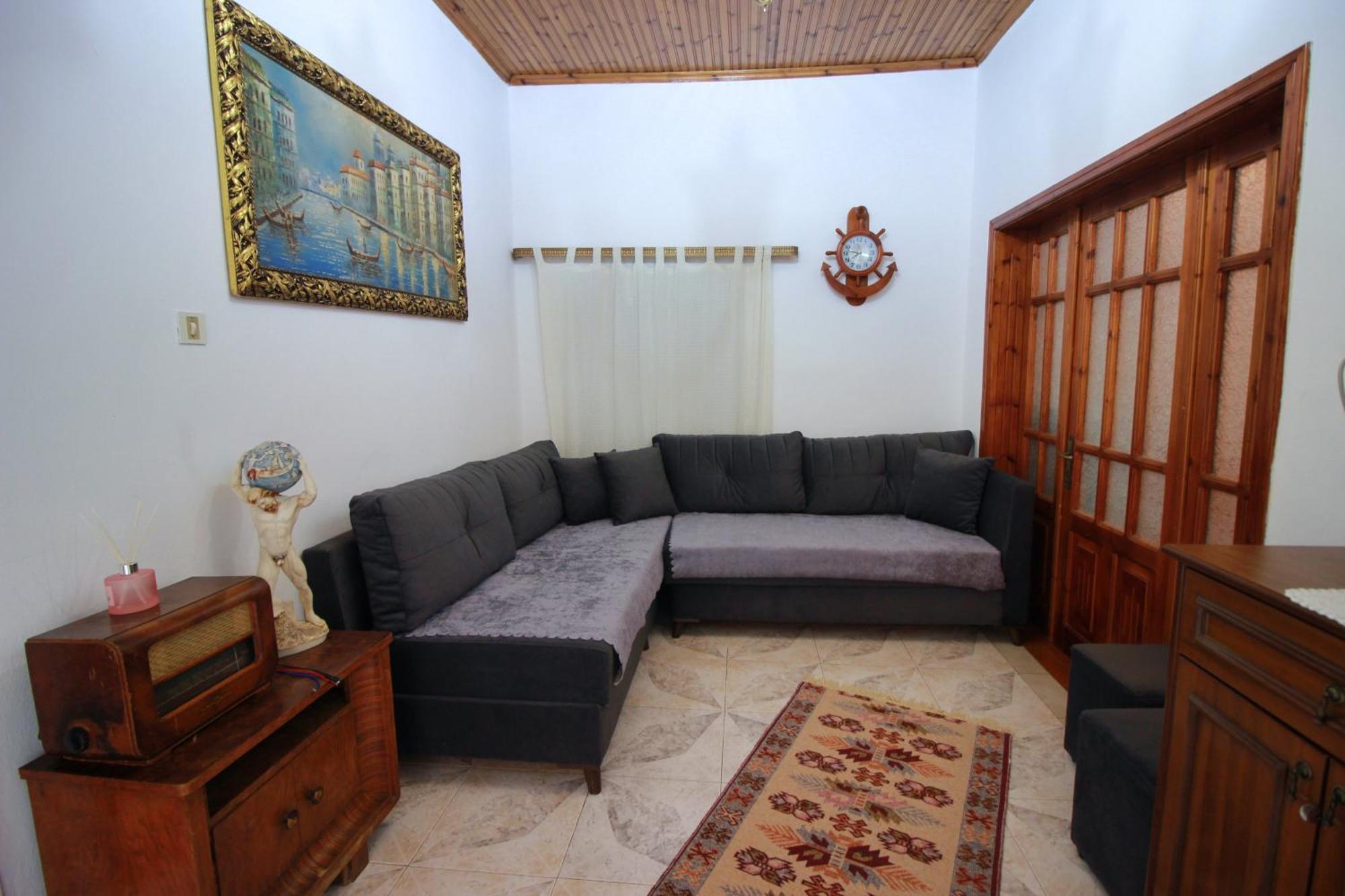 Emblematic House Apartment 2 Гірокастра Екстер'єр фото