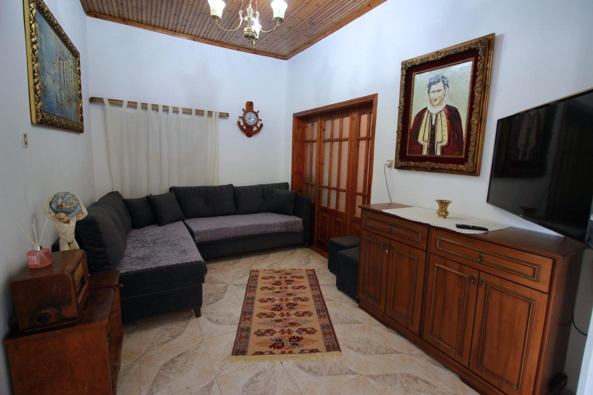 Emblematic House Apartment 2 Гірокастра Екстер'єр фото